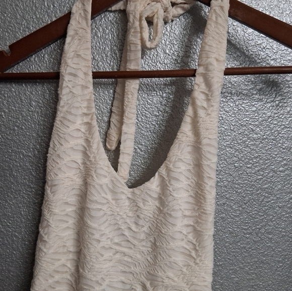 Bear Dance Textured Cream Halter Dress Size M - Picture 9 of 14